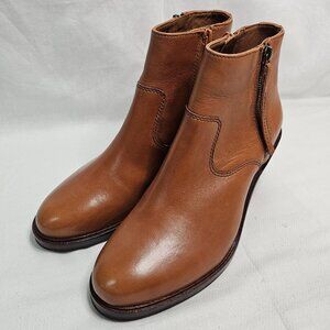Clarks Clarkdale2 Zip Double Zipper Wedge Boots Shoes Tan Women's Size 8M- NEW